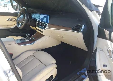 2021 BMW 330I z USA, uszkodzony, nr VIN 3MW5R1J02M8B49907